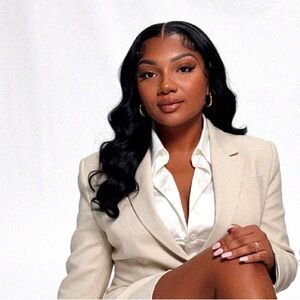 Meet your Posher, La'shaniece